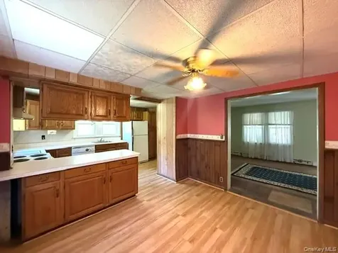 182 Bee Hollow Road Shohola PA 18458