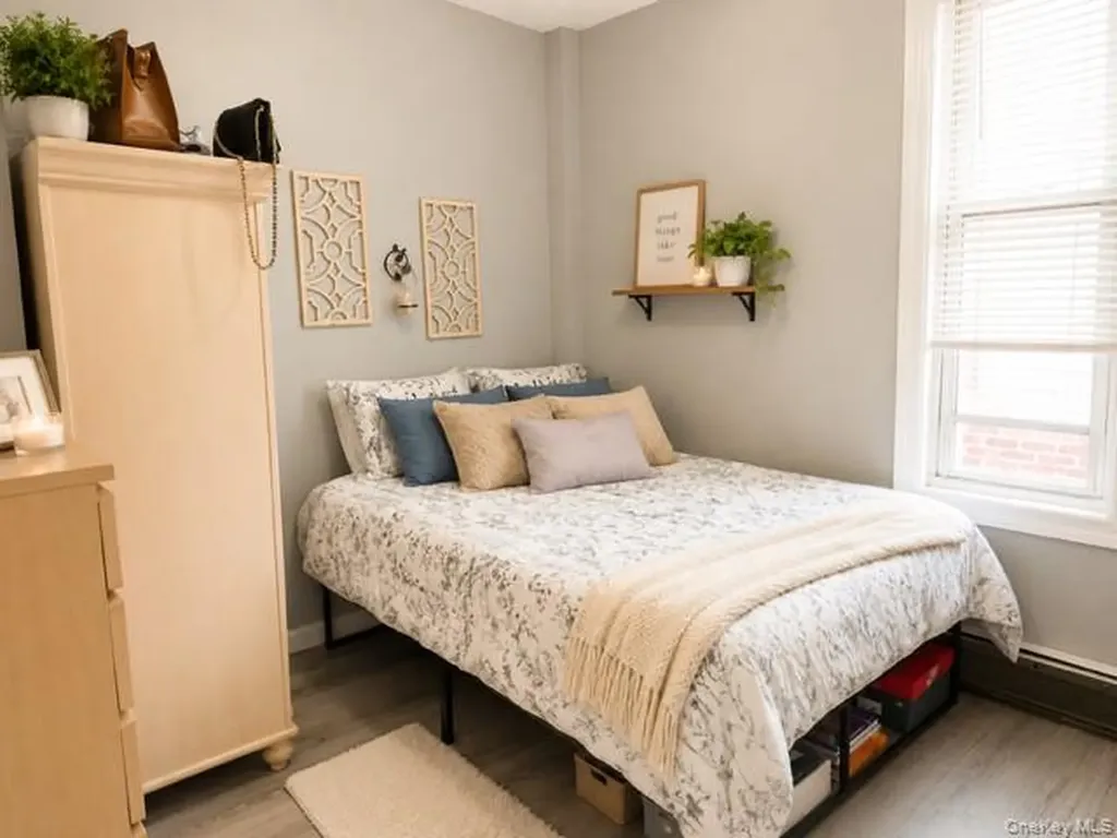 1752 Mahan Avenue Bronx NY 10461