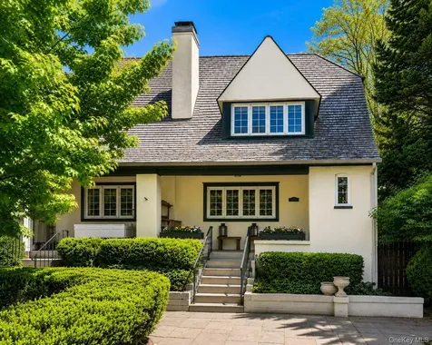 6 Kensington Terrace Bronxville NY 10708