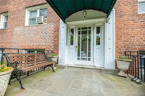 450 Pelham Road New Rochelle NY 10805