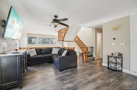 36 Tulip Court Nanuet NY 10954