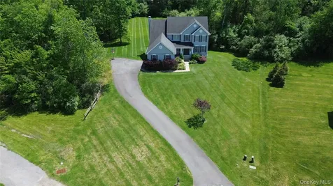 10 Doolin Court Wappingers Falls NY 12590