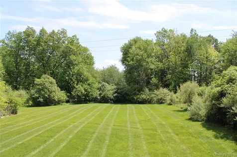10 Doolin Court Wappingers Falls NY 12590