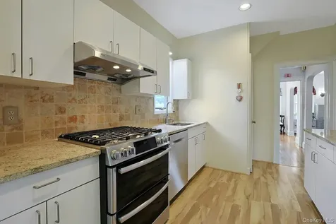 533 Manhattan Avenue Thornwood NY 10594