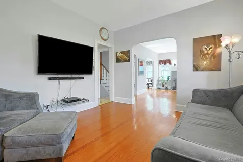 533 Manhattan Avenue Thornwood NY 10594