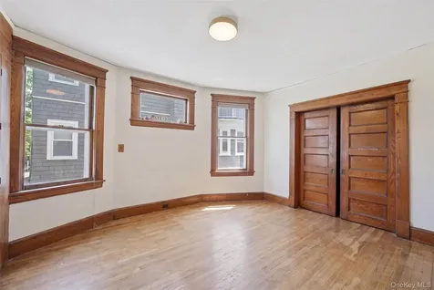 35 Jackson Street New Rochelle NY 10801