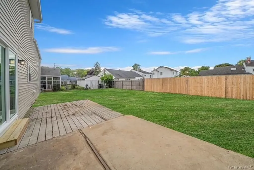 5 Cheryl Lane North Babylon NY 11703