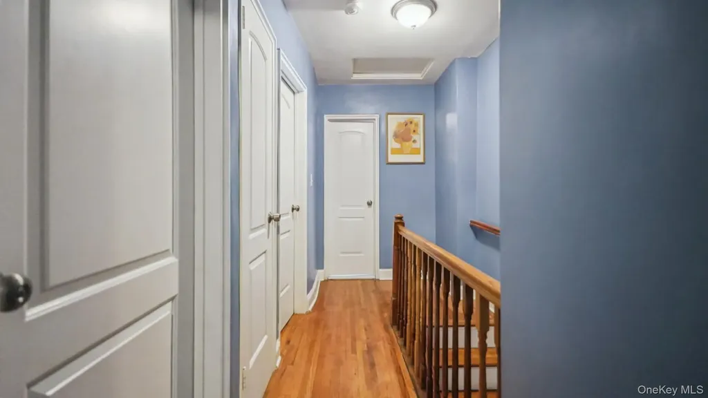 2733 Hone Avenue Bronx NY 10469