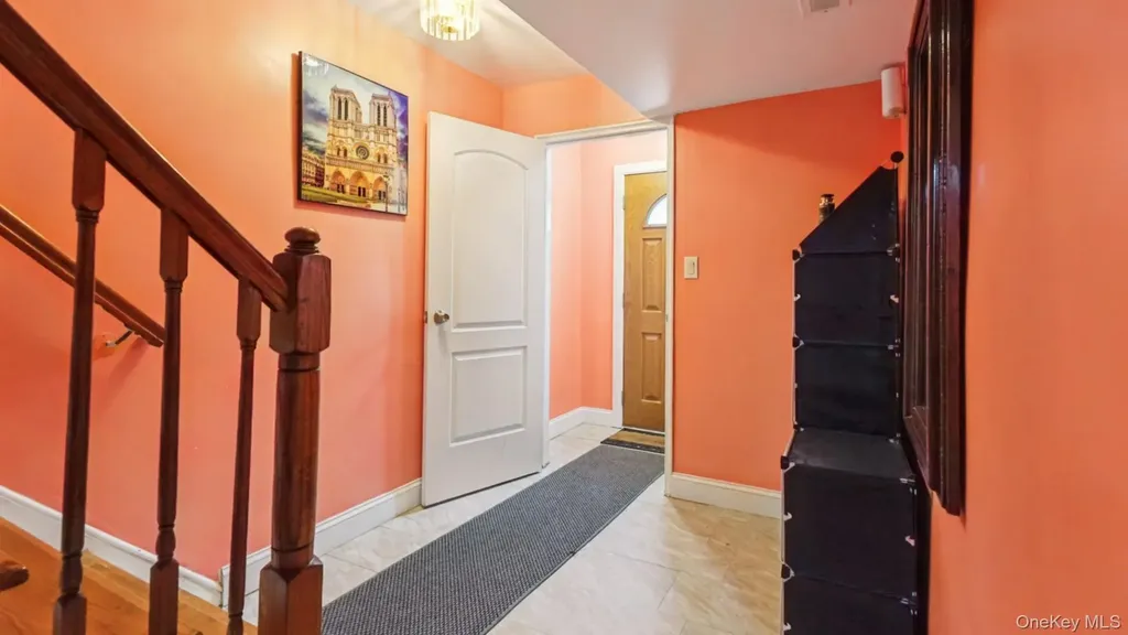 2733 Hone Avenue Bronx NY 10469