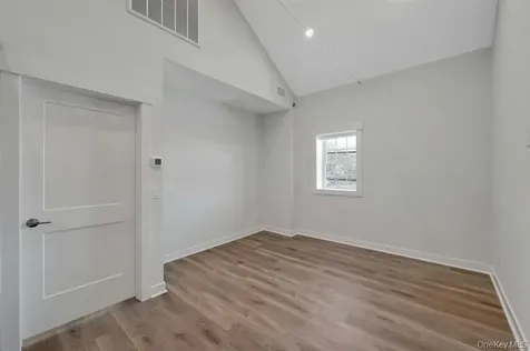 1133 Pleasantville Road Briarcliff Manor NY 10510