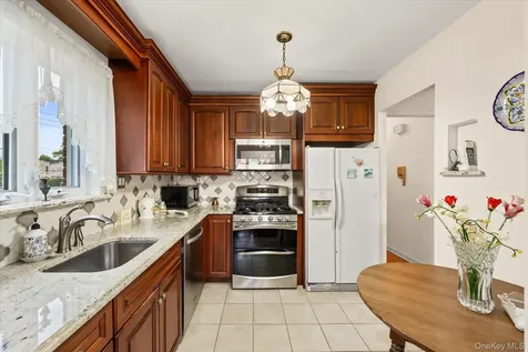 6432 77th Place Middle Village NY 11379