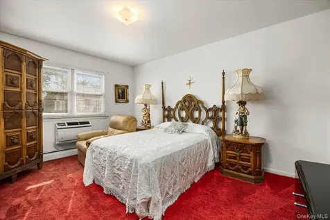 6432 77th Place Middle Village NY 11379