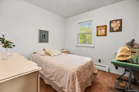 6432 77th Place Middle Village NY 11379