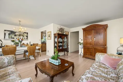 6432 77th Place Middle Village NY 11379