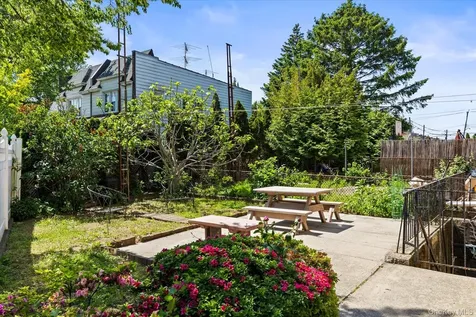 6432 77th Place Middle Village NY 11379