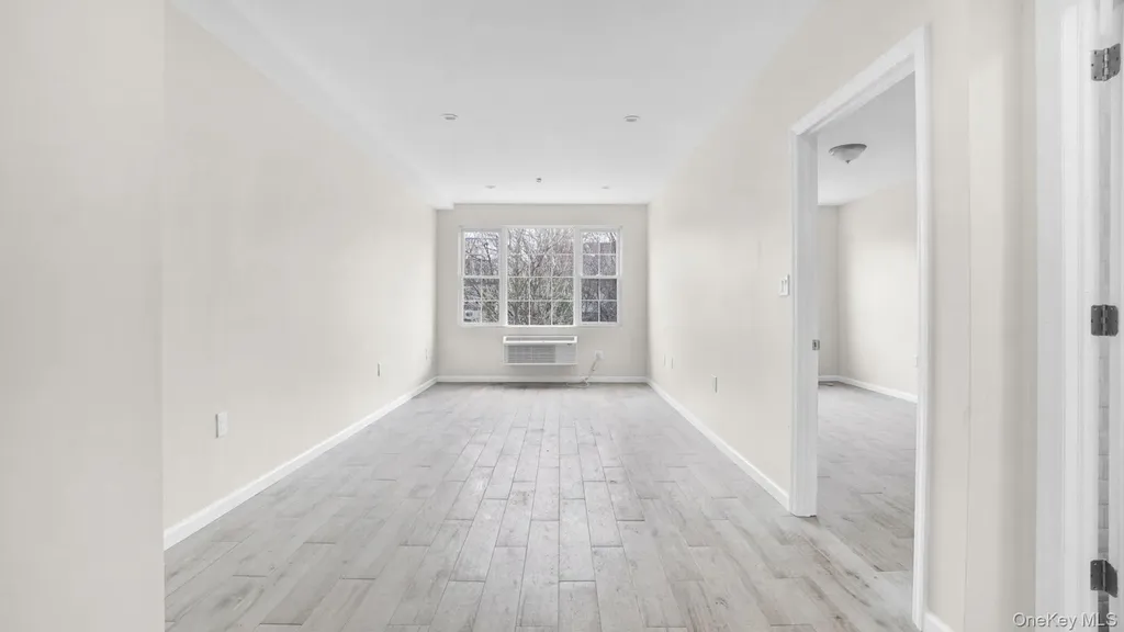 506 Van Nest Bronx NY 10460