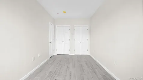 506 Van Nest Bronx NY 10460