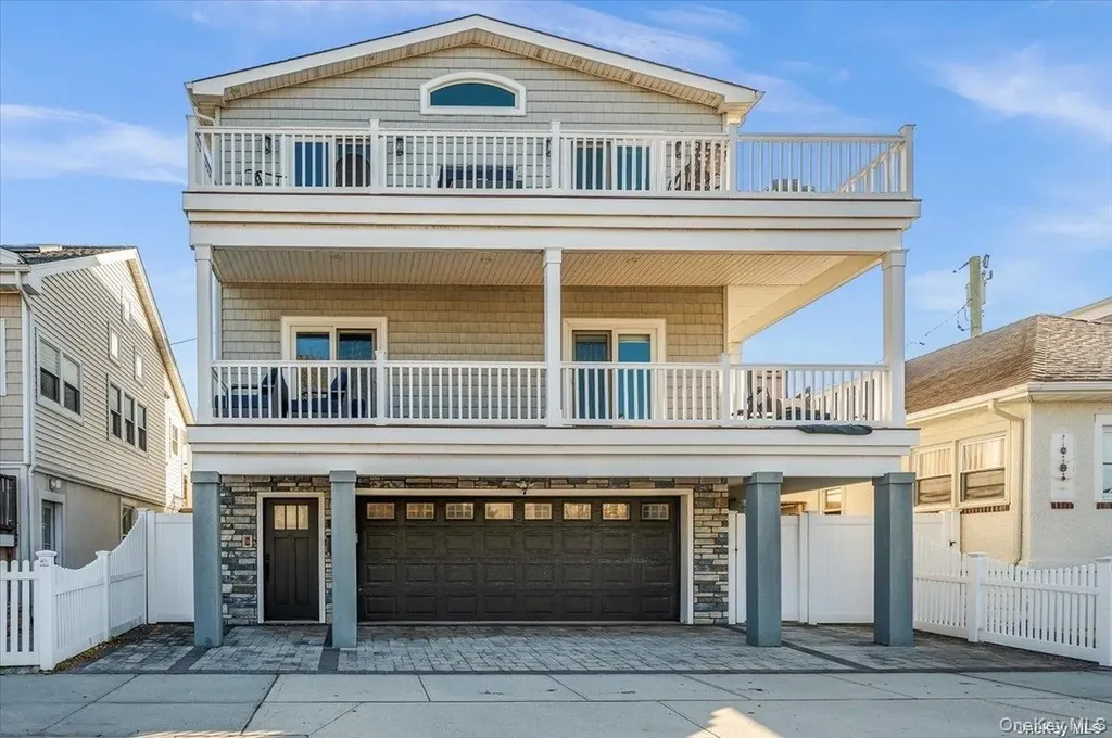 206 Grand Boulevard Long Beach NY 11561