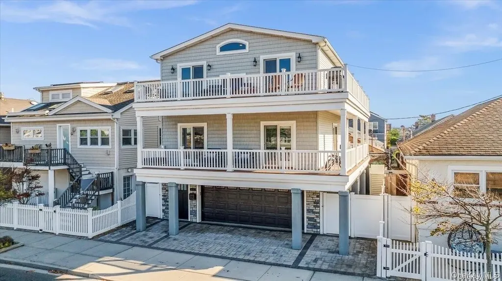 206 Grand Boulevard Long Beach NY 11561
