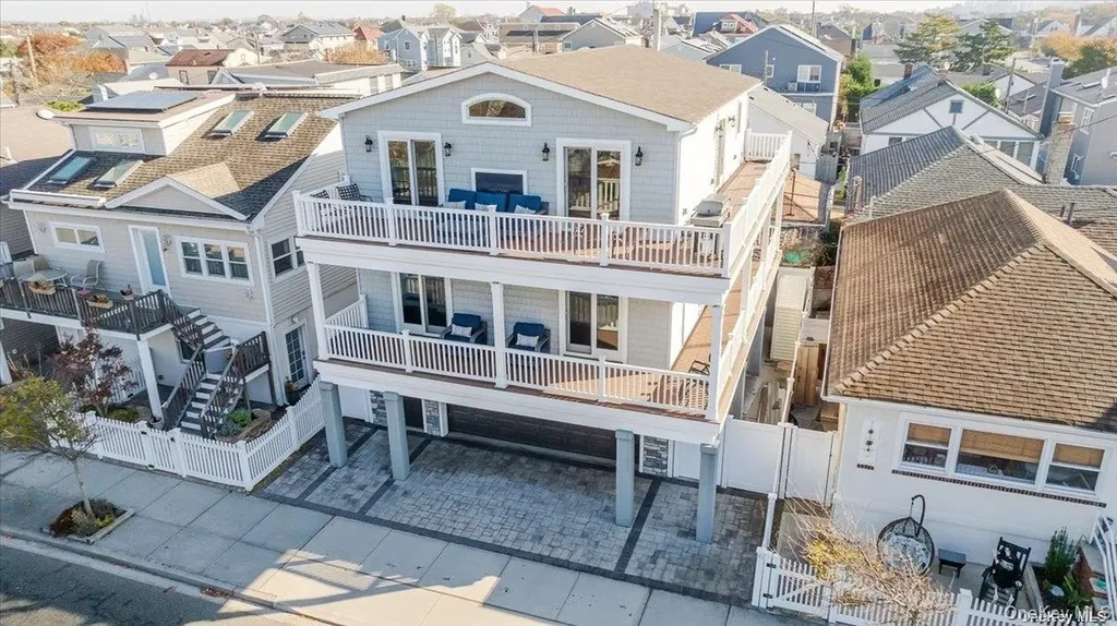 206 Grand Boulevard Long Beach NY 11561