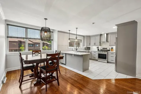 20 Aspen Court Nanuet NY 10954