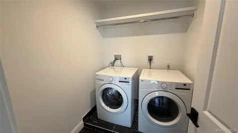 172 Lakeview Avenue West Harrison NY 10604