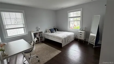 172 Lakeview Avenue West Harrison NY 10604