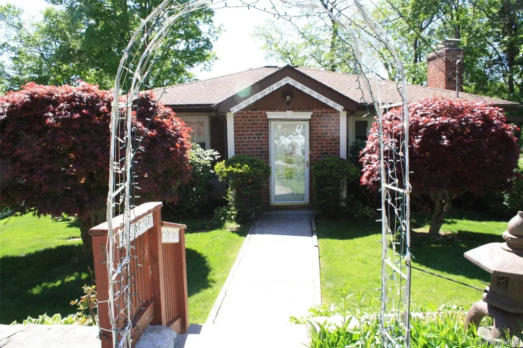 37 Valhalla Road Carmel NY 10512