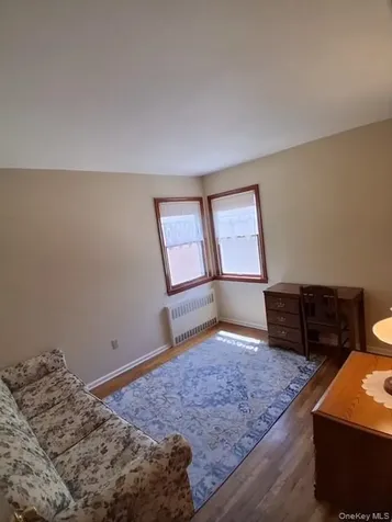 37 Acorn Place Lynbrook NY 11563