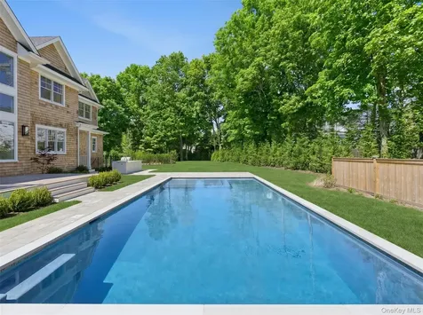 78 Meeting House Road Westhampton Beach NY 11978