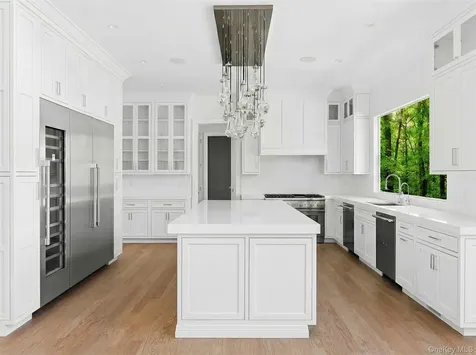 78 Meeting House Road Westhampton Beach NY 11978
