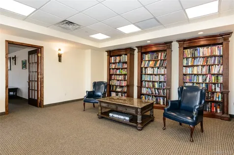 242 Maple Avenue Westbury NY 11590
