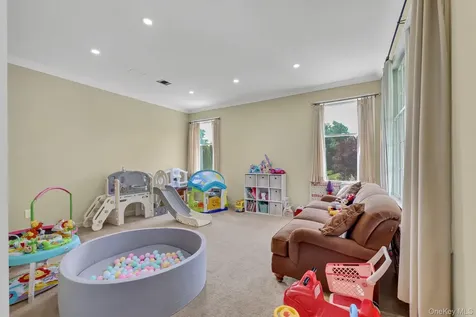137 Duke Drive Carmel NY 10512