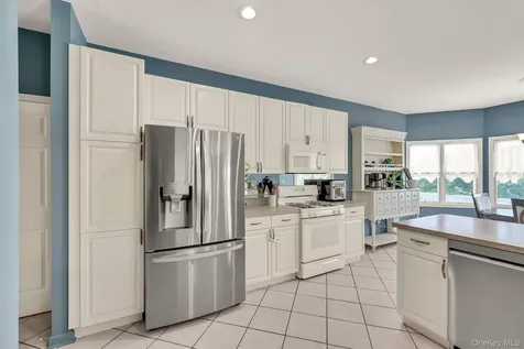 137 Duke Drive Carmel NY 10512