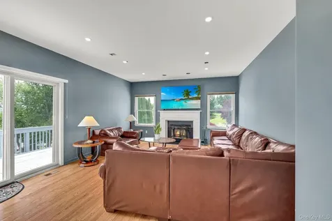 137 Duke Drive Carmel NY 10512