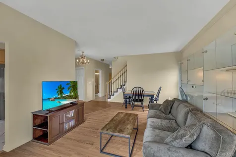 137 Duke Drive Carmel NY 10512