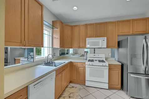 137 Duke Drive Carmel NY 10512