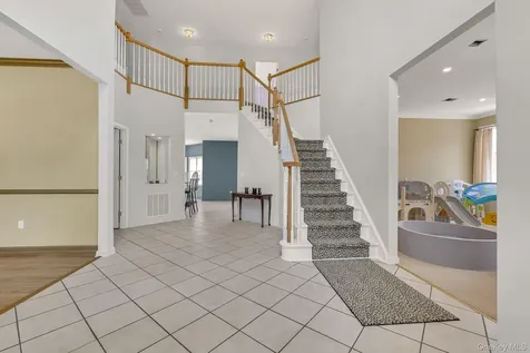 137 Duke Drive Carmel NY 10512