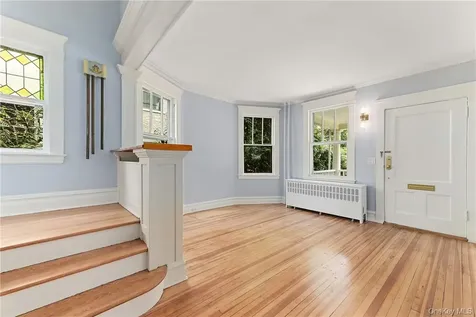 16 Kraft Avenue Bronxville NY 10708