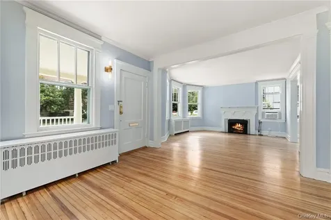 16 Kraft Avenue Bronxville NY 10708