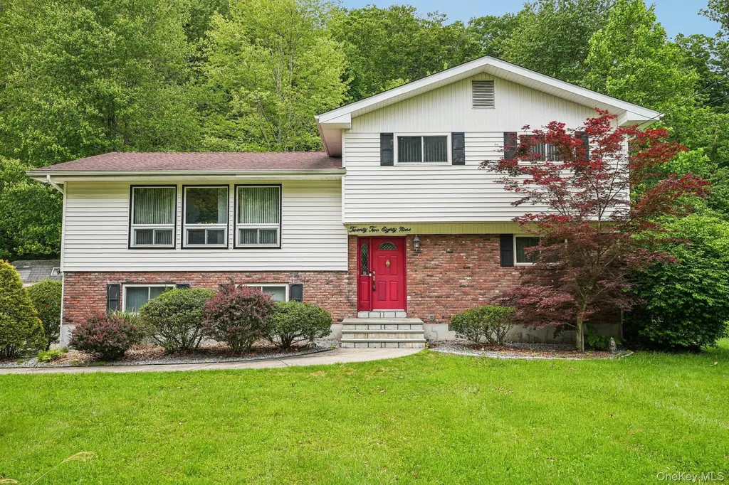 2289 Sultana Drive Yorktown Heights NY 10598