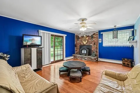 2289 Sultana Drive Yorktown Heights NY 10598