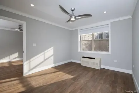 1100 Avalon Street Glen Cove NY 11542