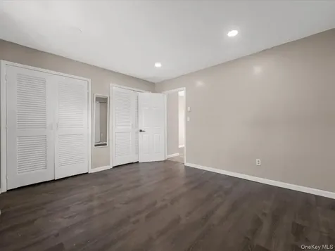 434 N Alleghany Avenue Lindenhurst NY 11757