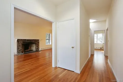 7 Saxon Woods Road White Plains NY 10605