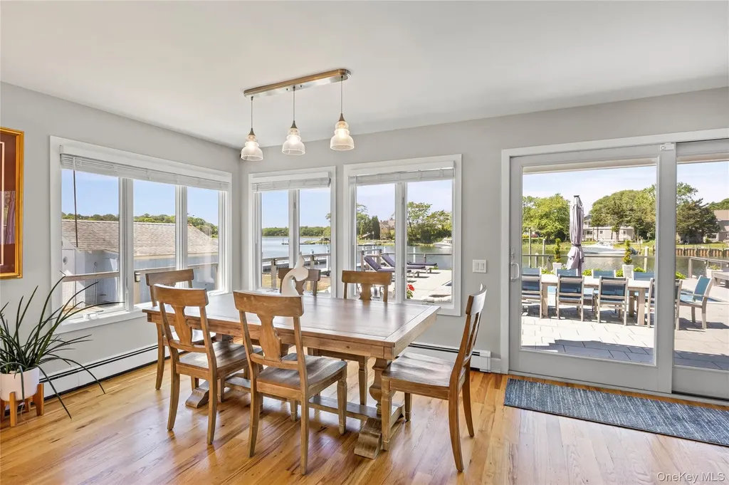 81 Beach Road Aquebogue NY 11901