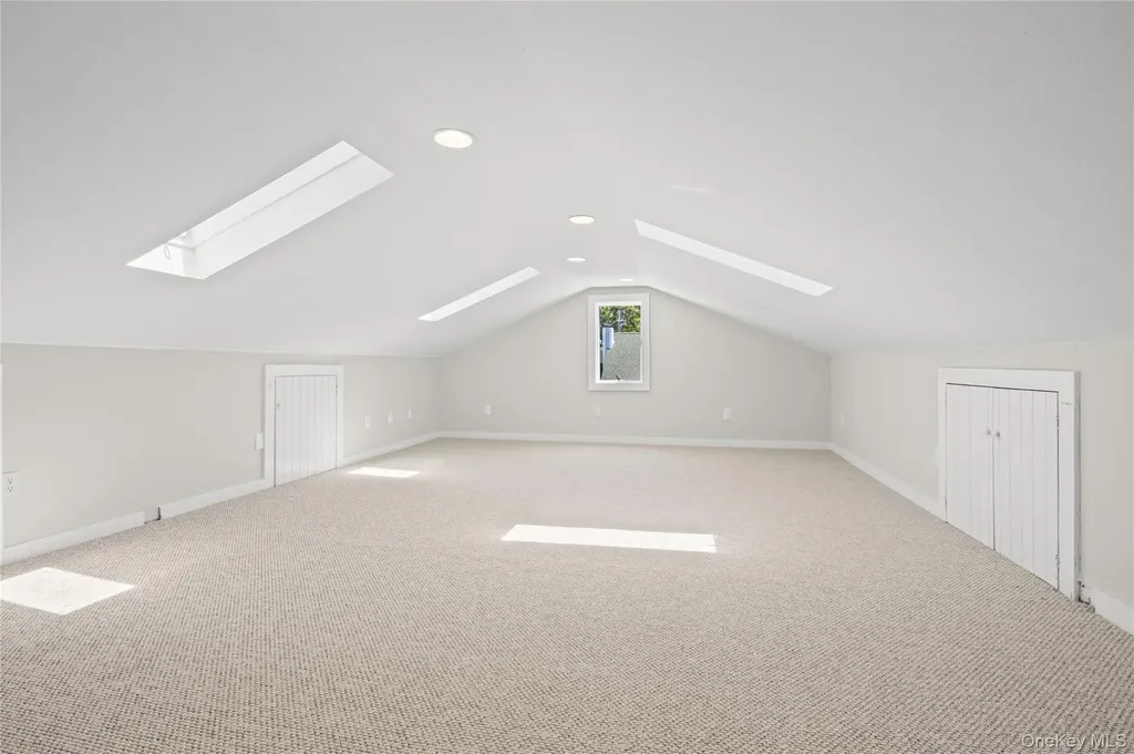 81 Beach Road Aquebogue NY 11901