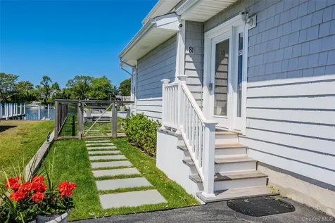 81 Beach Road Aquebogue NY 11901