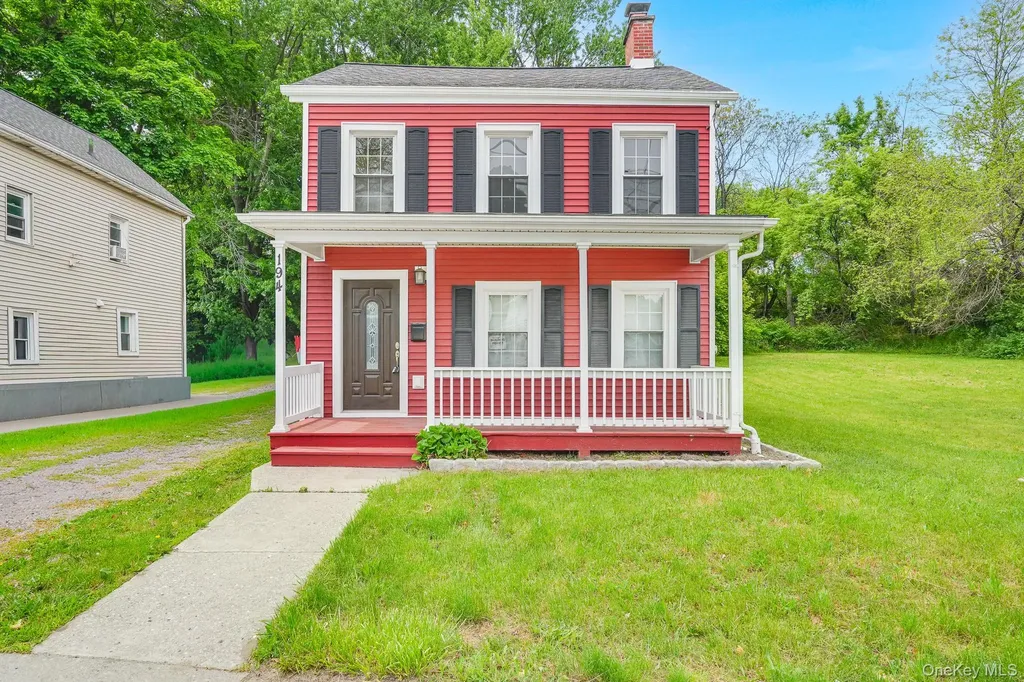 194 Smith Street Poughkeepsie NY 12601