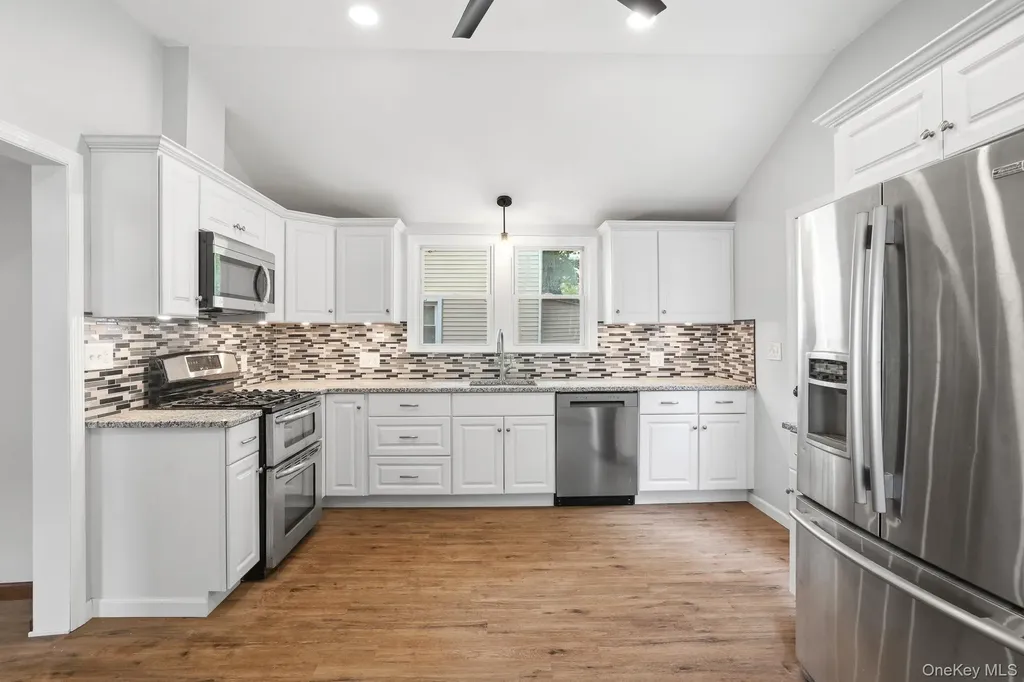 194 Smith Street Poughkeepsie NY 12601